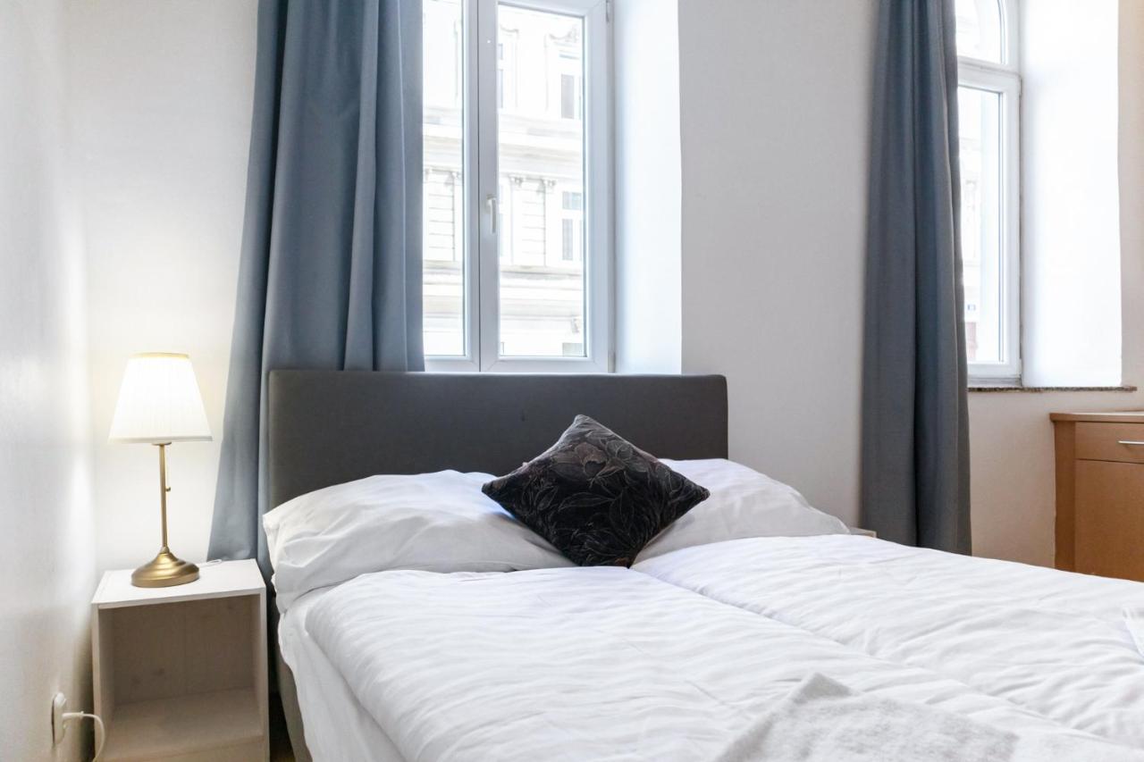 Attractive Apartment Near Wiener Stadthalle Eksteriør billede